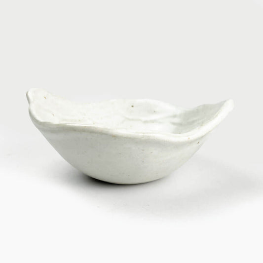 Leaf Shape White Tonsui Bowl (5.25"D) image 1