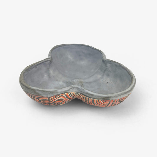 3div. bowl by Yukiko Hagiwara (3.75" x 1.25")