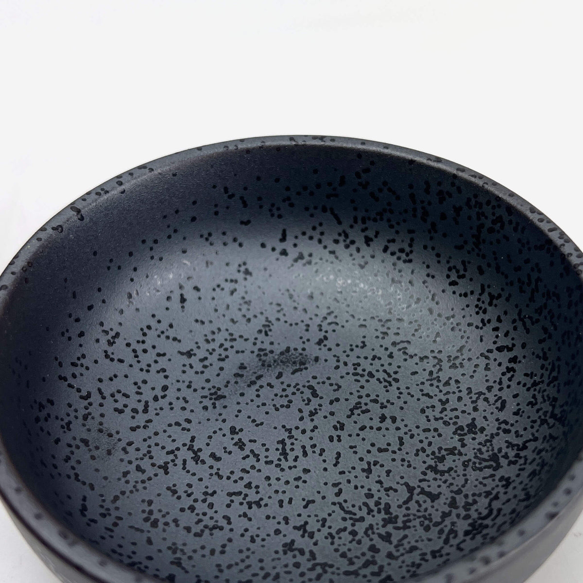 Small Kobachi Ibushi Black (3.5"Dx 1.25"H)