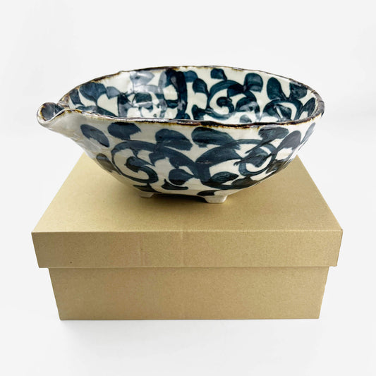 Kobachi Bowl Sometsuke Takokarakusa (9.75"x8")