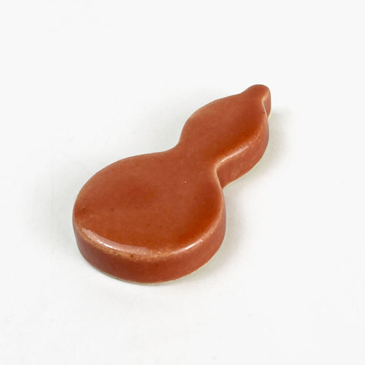 Chopstick Rest Hisago Red (1.75" x 1") image 1