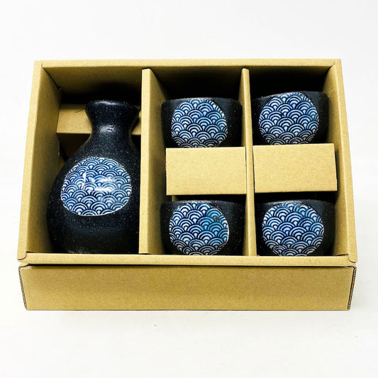 Navy Blue Seigaiha (青海波) Sake Set 1:4 image 1