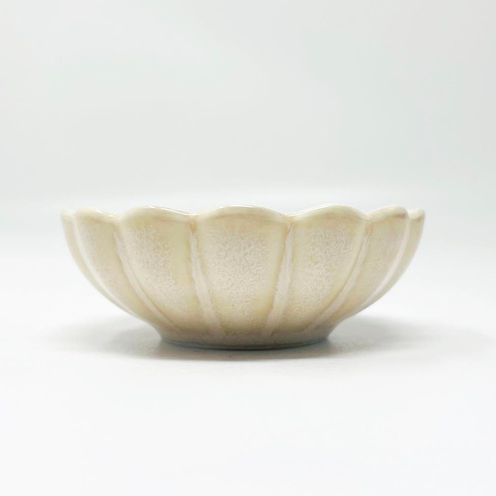 Rinka Small Chinmi Dish Light Pink (2.75"D) image 6