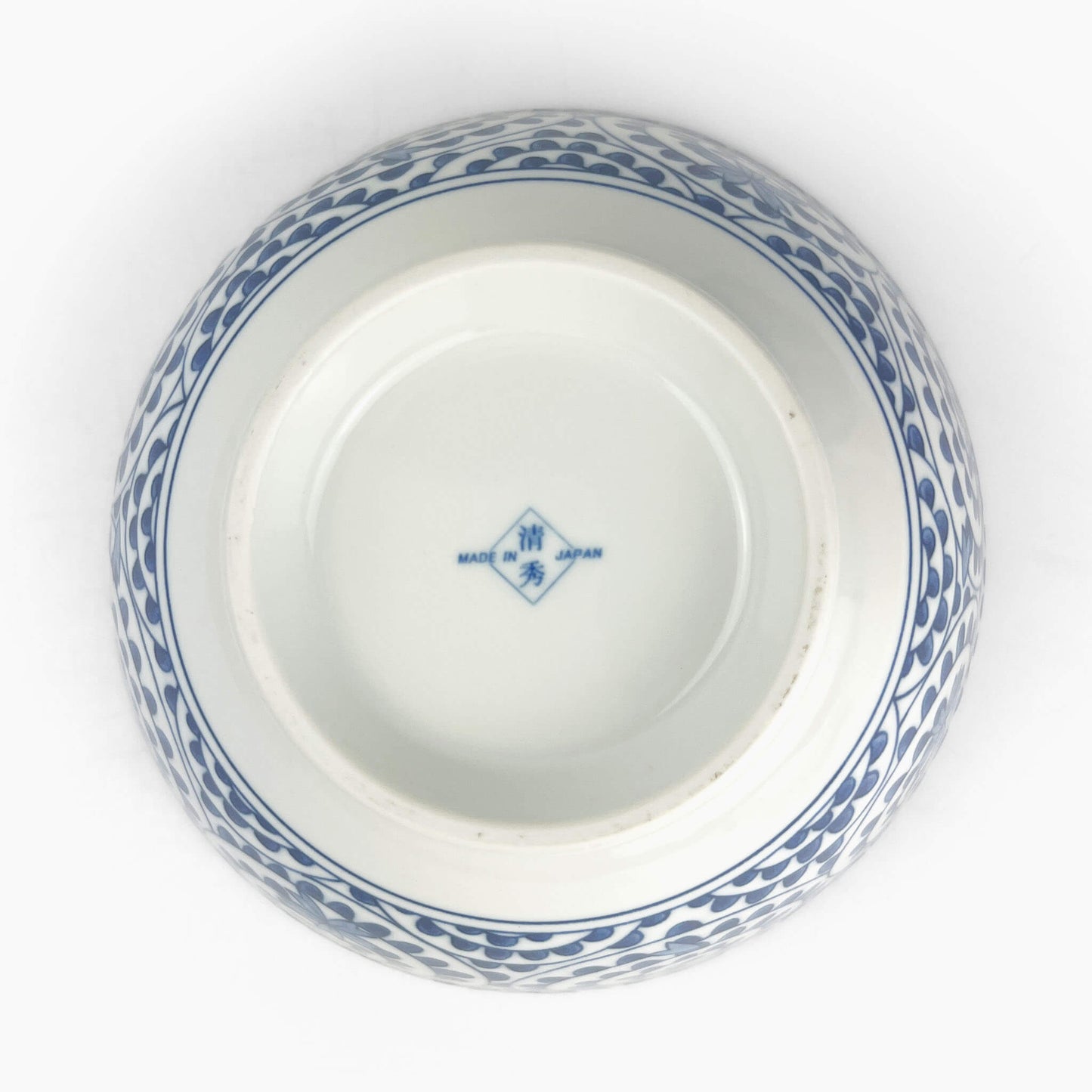 Arita Bowl Tako karakusa (7.5"D)