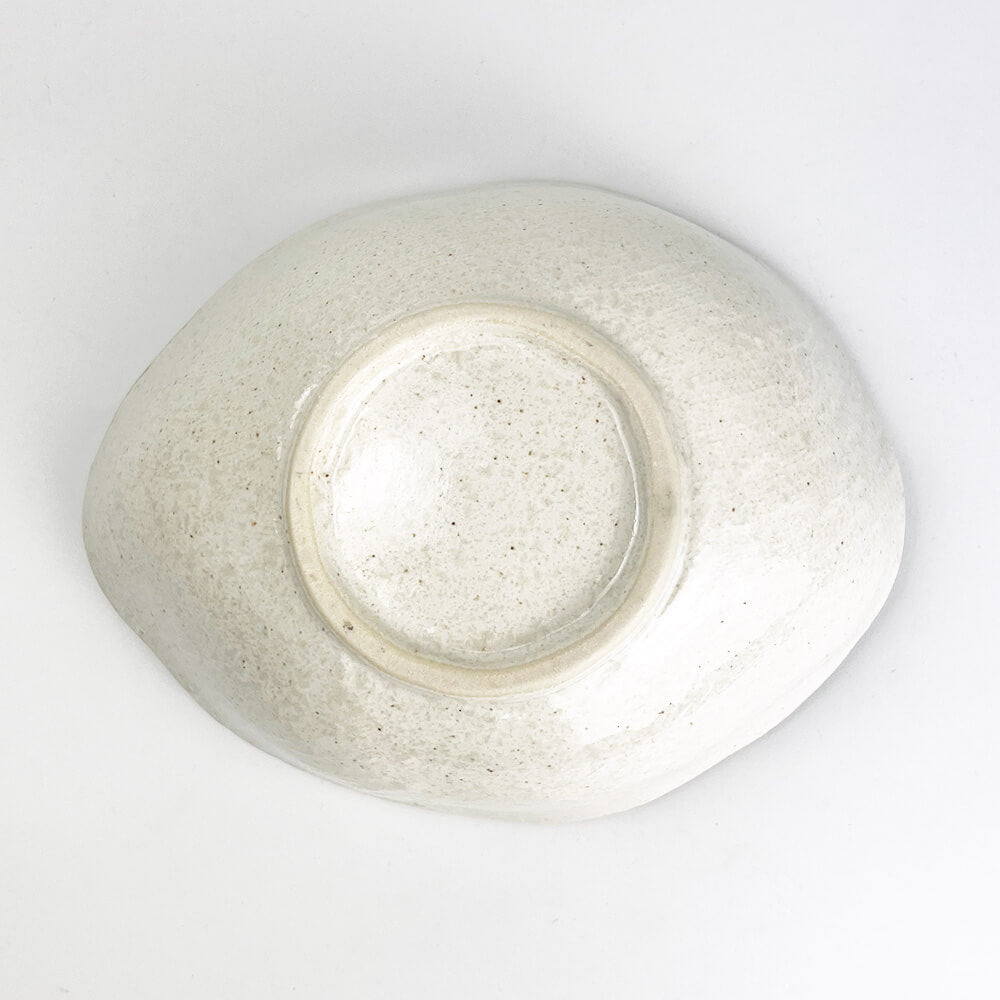 Shirokaratsu Oval Bowl Medium (8.25" x 6.5") image 8
