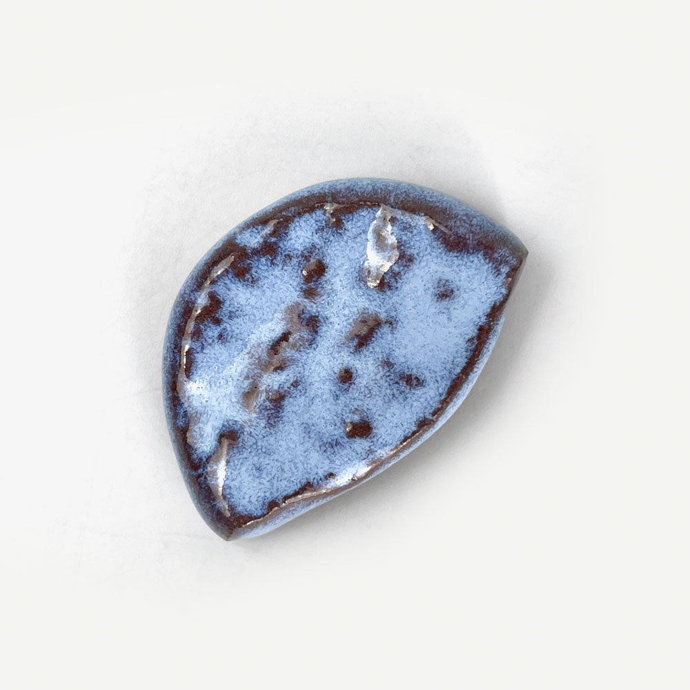 Chopstick Rest Hangetsu Lavender Blue by Higashiyama-Yaki (1.25" x 2") image 3