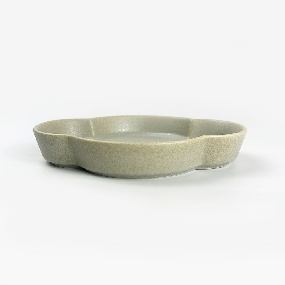 Small Chinmi Dish Grey (5"x 4") image 4