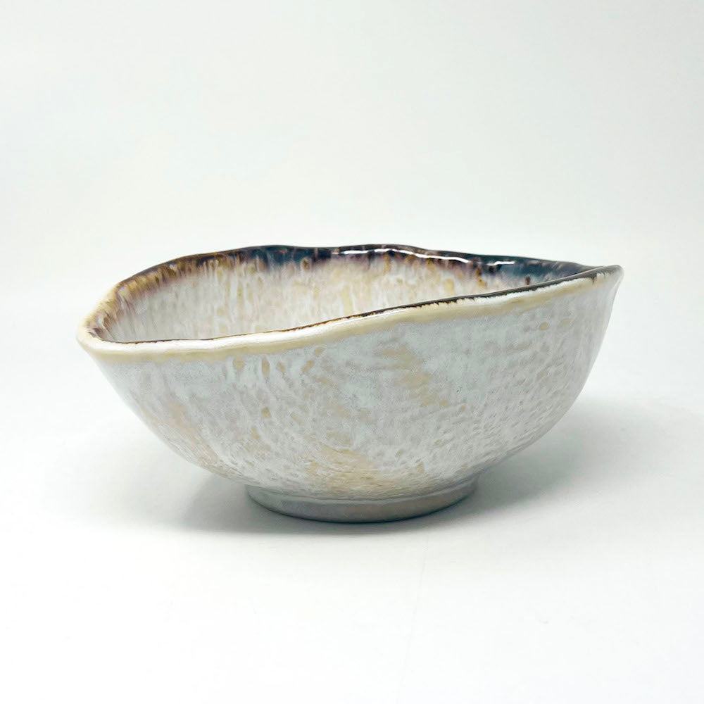Oval Bowl Medium Shirokinyou (8"x6.75") image 7