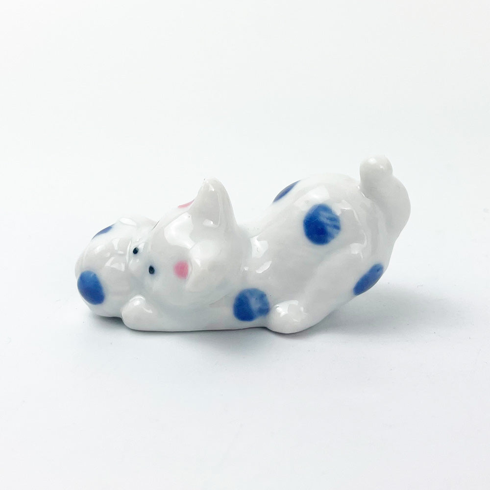 Chopstick Rest Soccer Cat (2.25" x 1") image 3