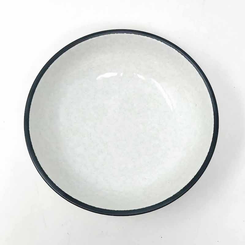 Himekobiki Shallow Bowl (7"D) image 4