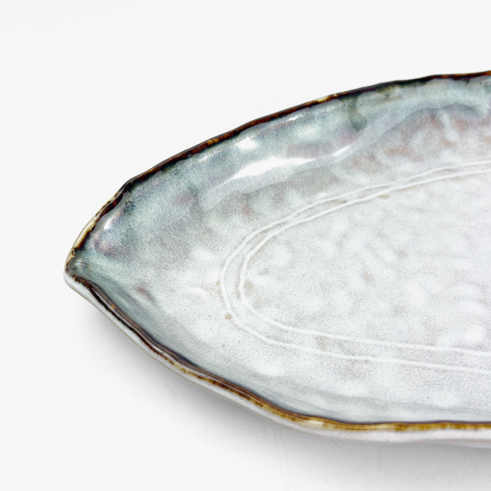 Oval Leaf Shape Plate Shirokinyo (14.5" x 6.5") image 1