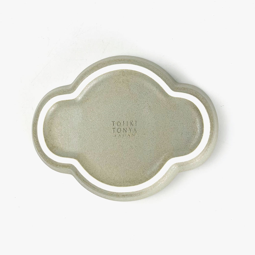 Small Chinmi Dish Grey (5"x 4") image 2