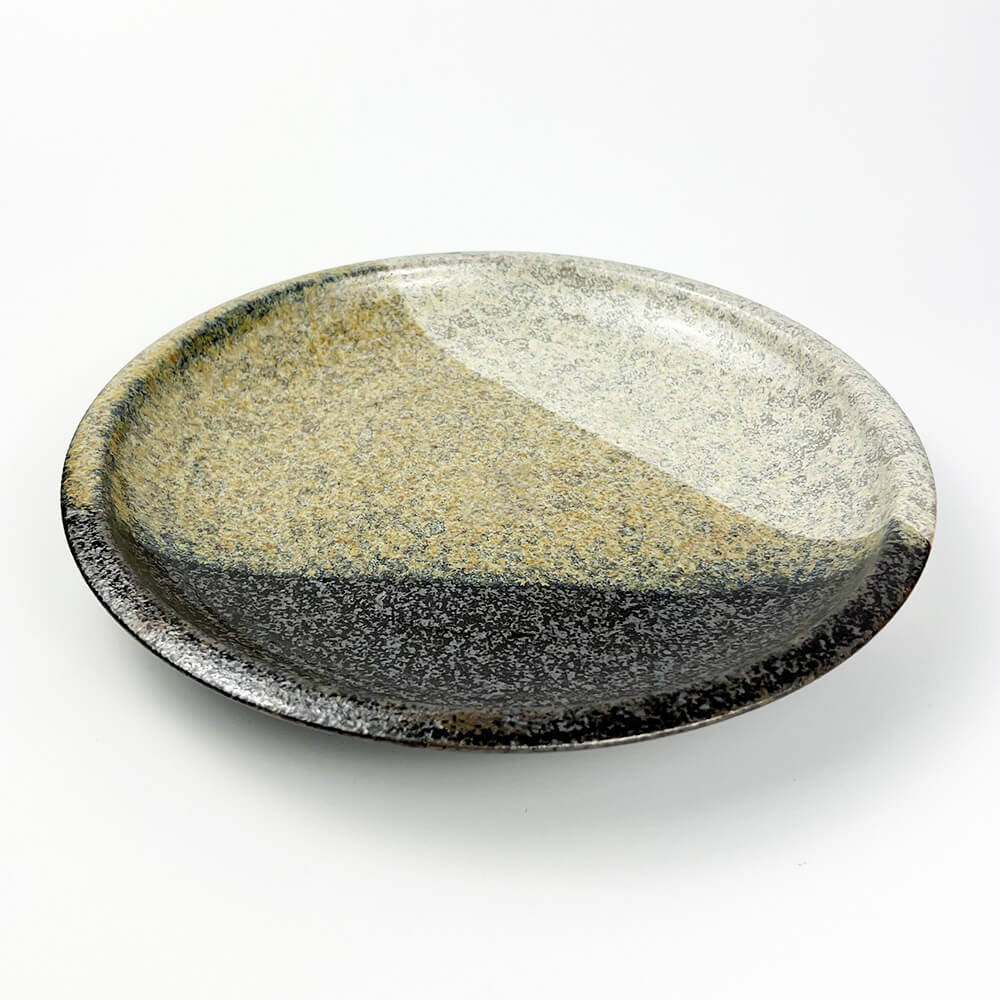 Oboro Yamakage Plate Kukurite (9.75D") image 0