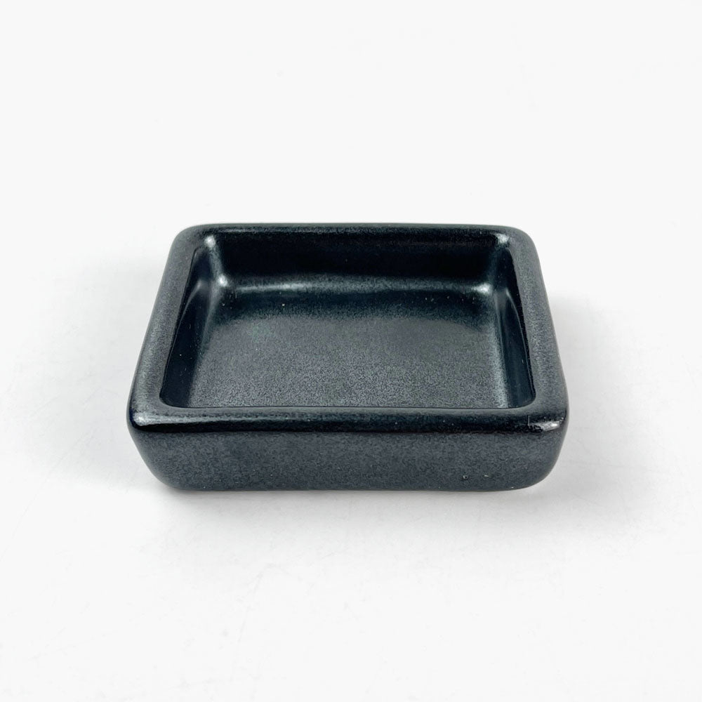 SQ. Chinmi Dish Black (2.25" x 2.5") image 0