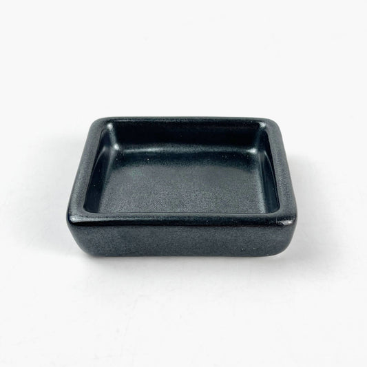 SQ. Chinmi Dish Black (2.25" x 2.5") image 0