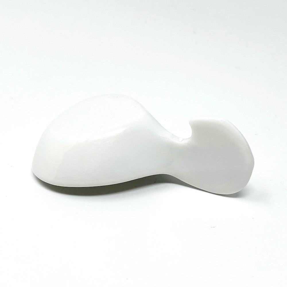 White Chinmi Dish w/Handle (3.5"D) image 3