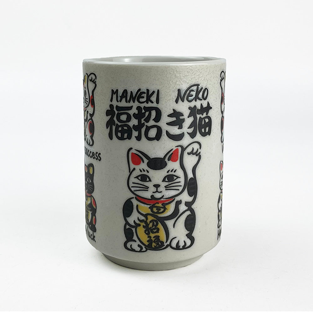 Yunomi Tea Cup Lucky Cat (8 fl.oz) image 0