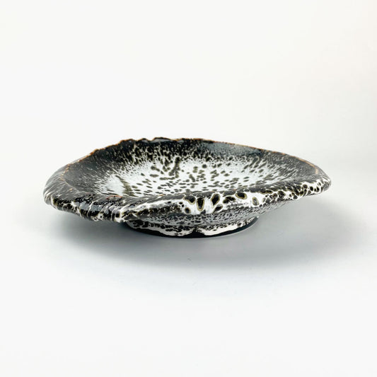 Shallow Bowl Peiyu Tenmoku  (7.5"D ) image 0