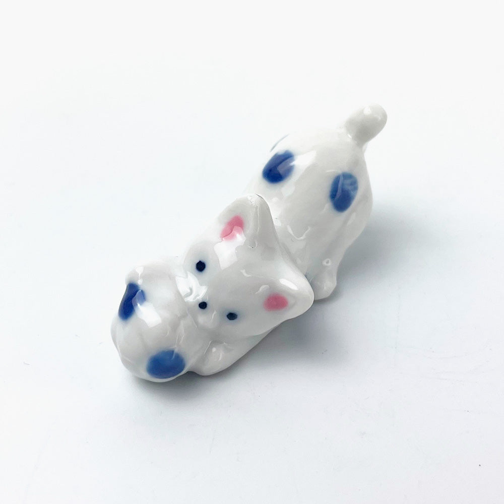 Chopstick Rest Soccer Cat (2.25" x 1") image 1