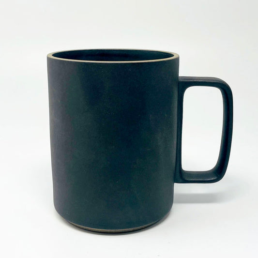 Hasami Porcelain Mug (Large) -Black image 0