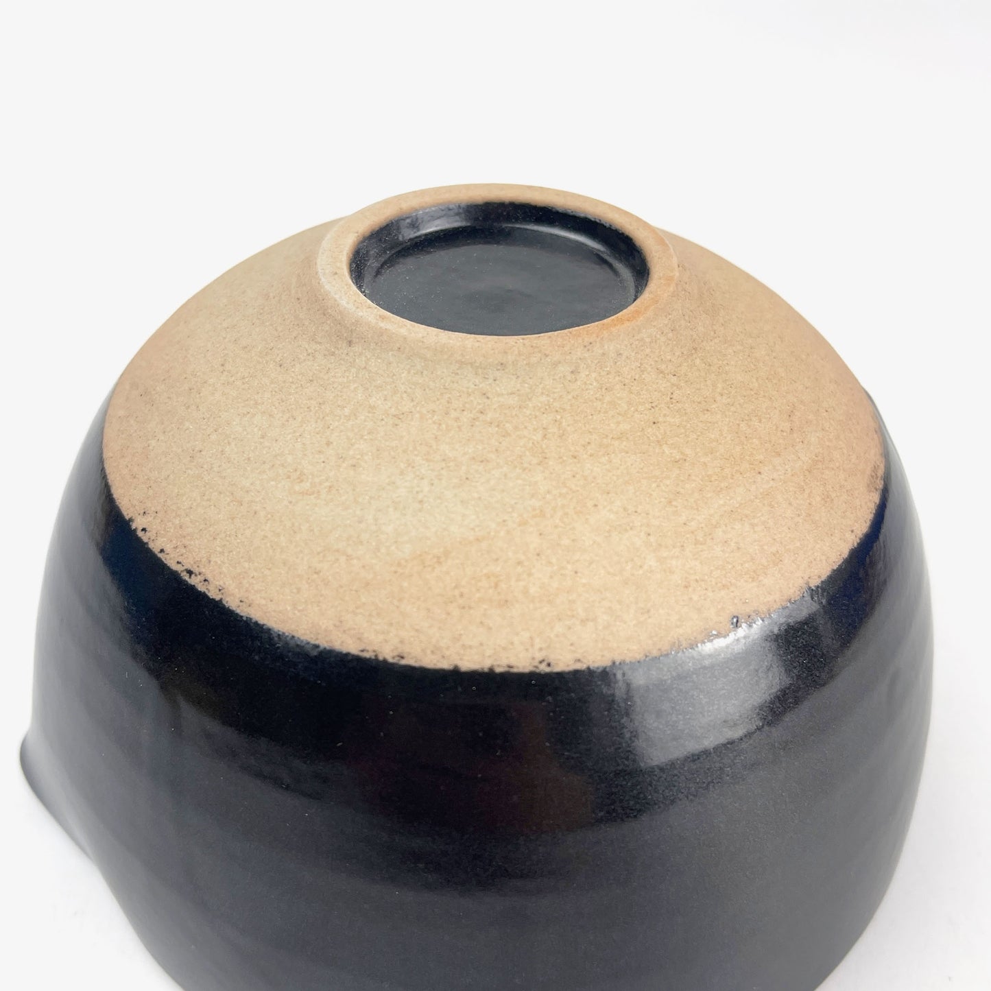 Matcha Bowl with Spout Black (5"D)