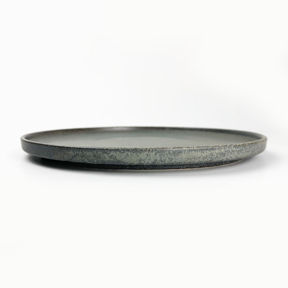 Plate Kobiki Grey (9.5"D) image 1
