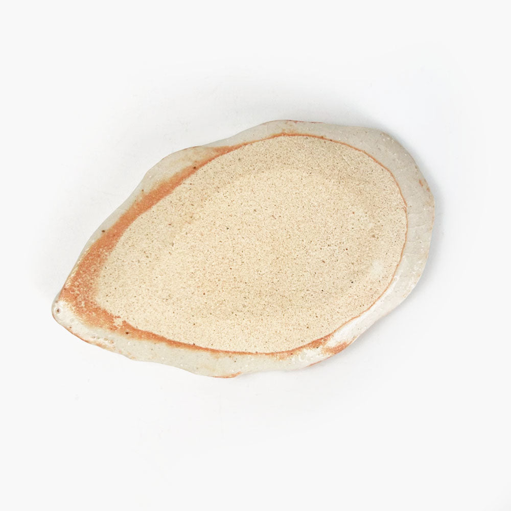 Small Chinmi Dish Hagata Yamabato (3.5" x 2") image 3