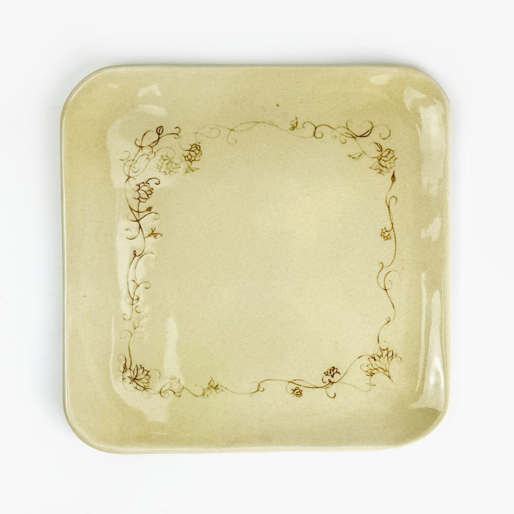 Square Plate (8.5"D) by Satoko Nakamura image 0