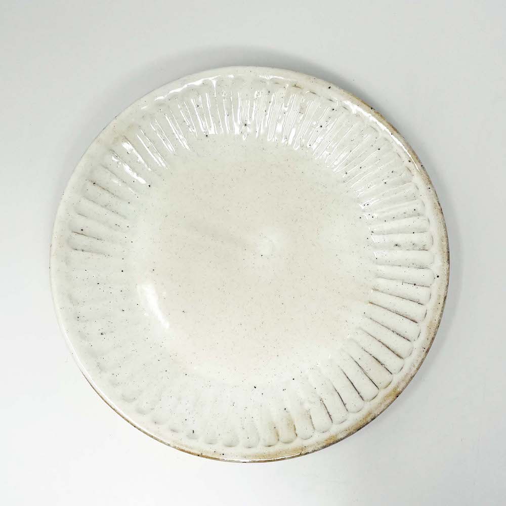 Kobiki Sogime 粉引削ぎ目 Plate (8.5"D) image 0