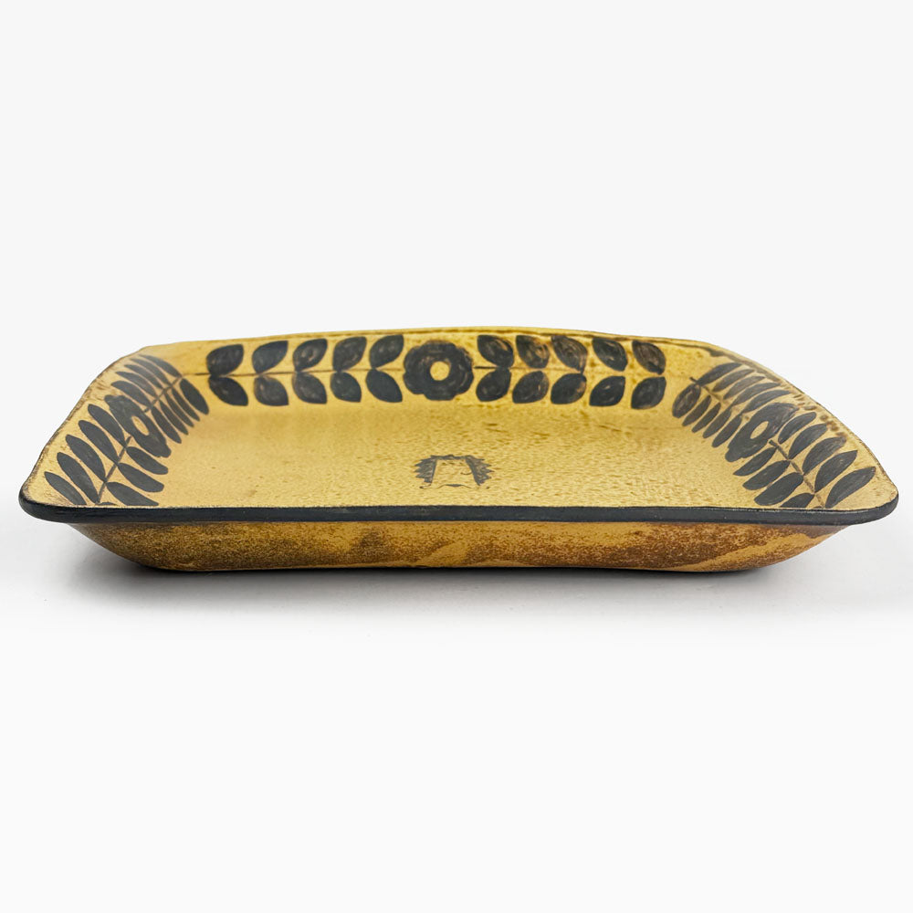 Sq Plate Hedgehog (9.75") by Yoji Horikoshi image 1