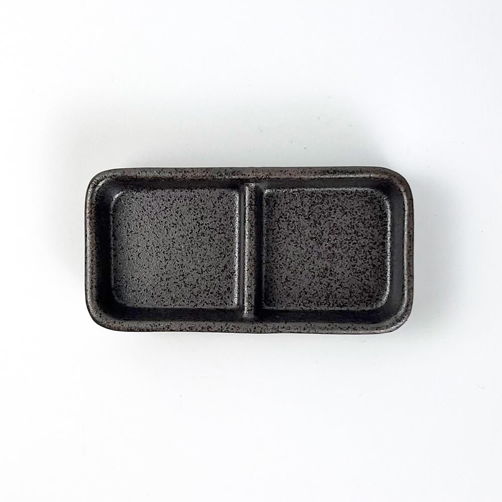 Condiment 2 Div. Dish Black (4.25"x2.25") image 1