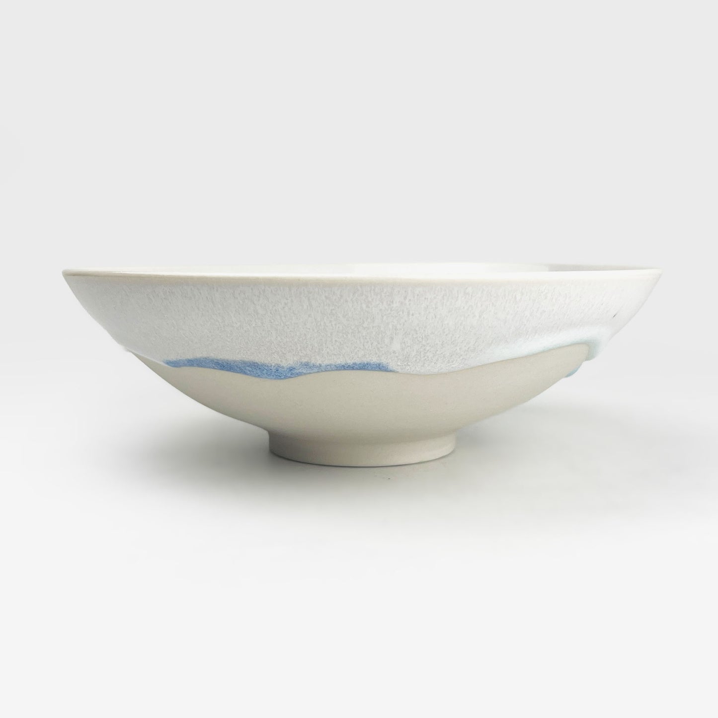 Shallow Bowl White Blue by Minoru Fukushima (7"D)