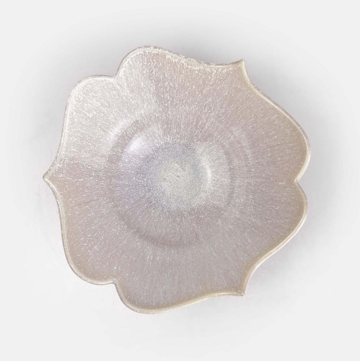 Kobachi Sakura by Minoru Fukushima (6.25"D)
