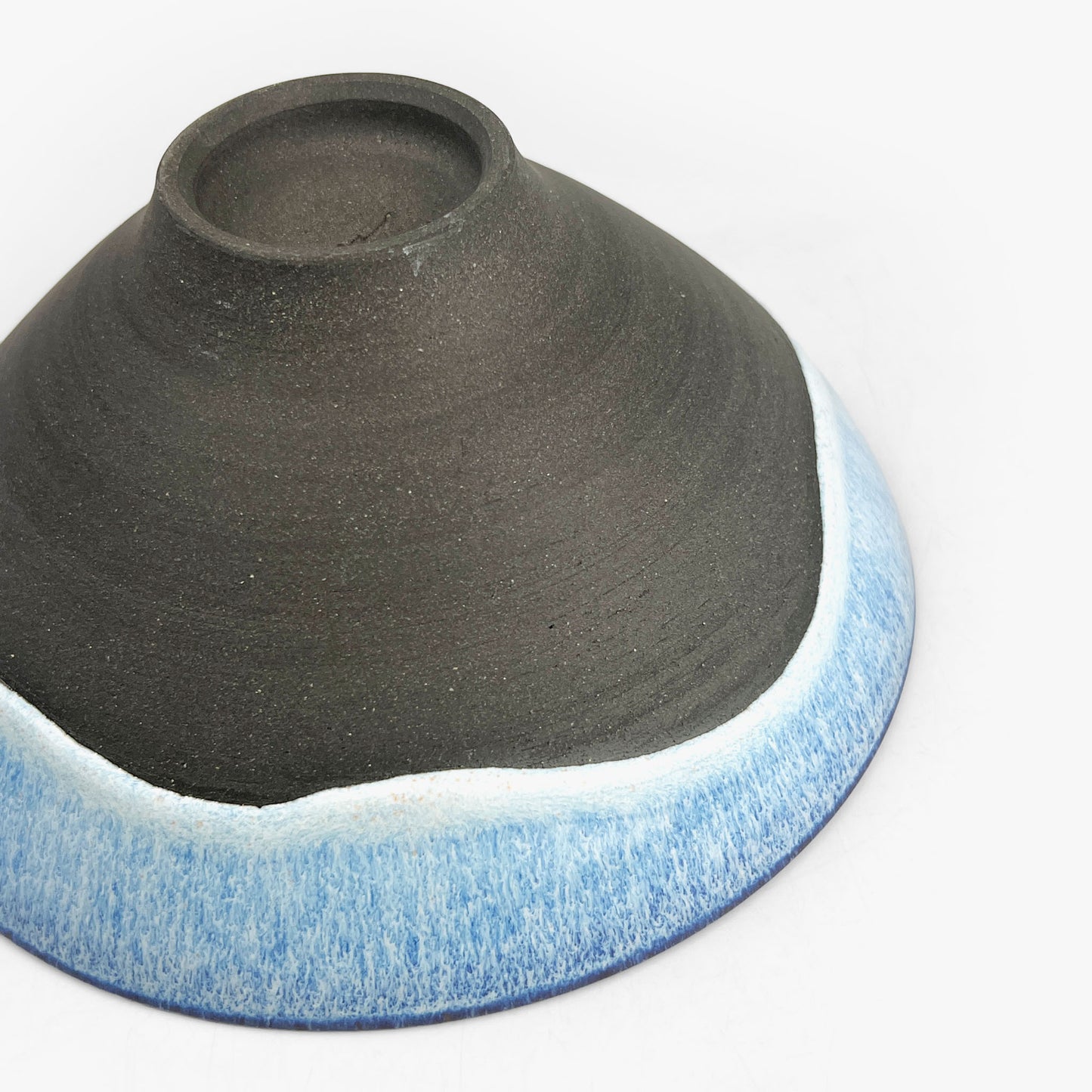 Bowl Aqua by Minoru Fukushima (7.25"D)