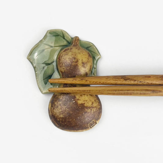 Chopstick Rest Hyotan Brown by Mukoda (2.25")