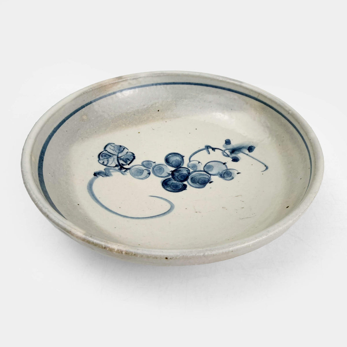 Shallow Bowl Grapes (5.5"D) by Takashi Matsumoto