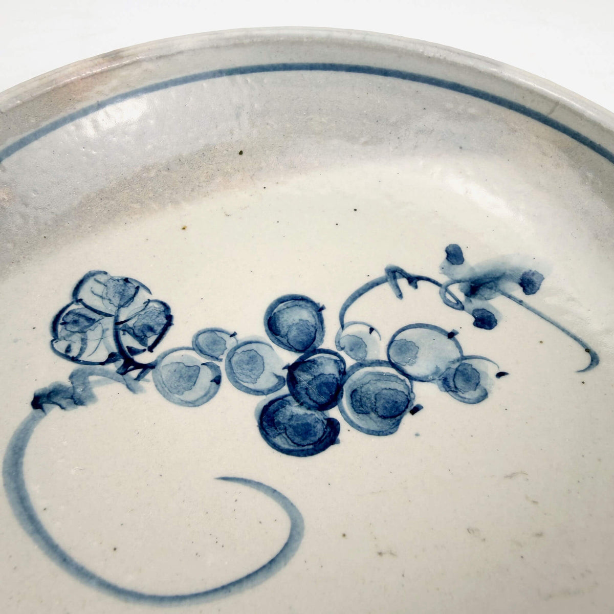 Shallow Bowl Grapes (5.5"D) by Takashi Matsumoto