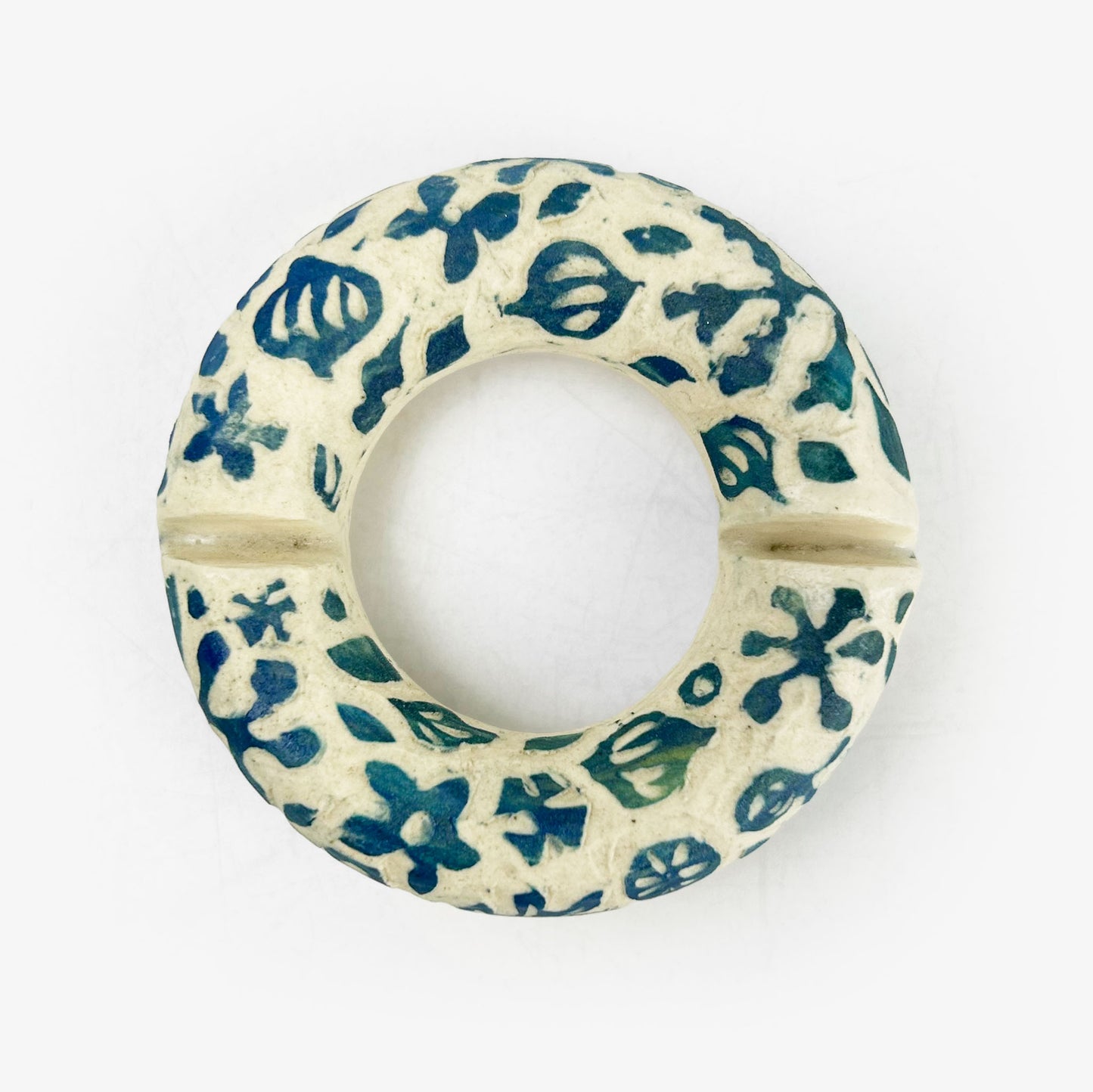Ornament by Kakiotoshi Hagiwara White