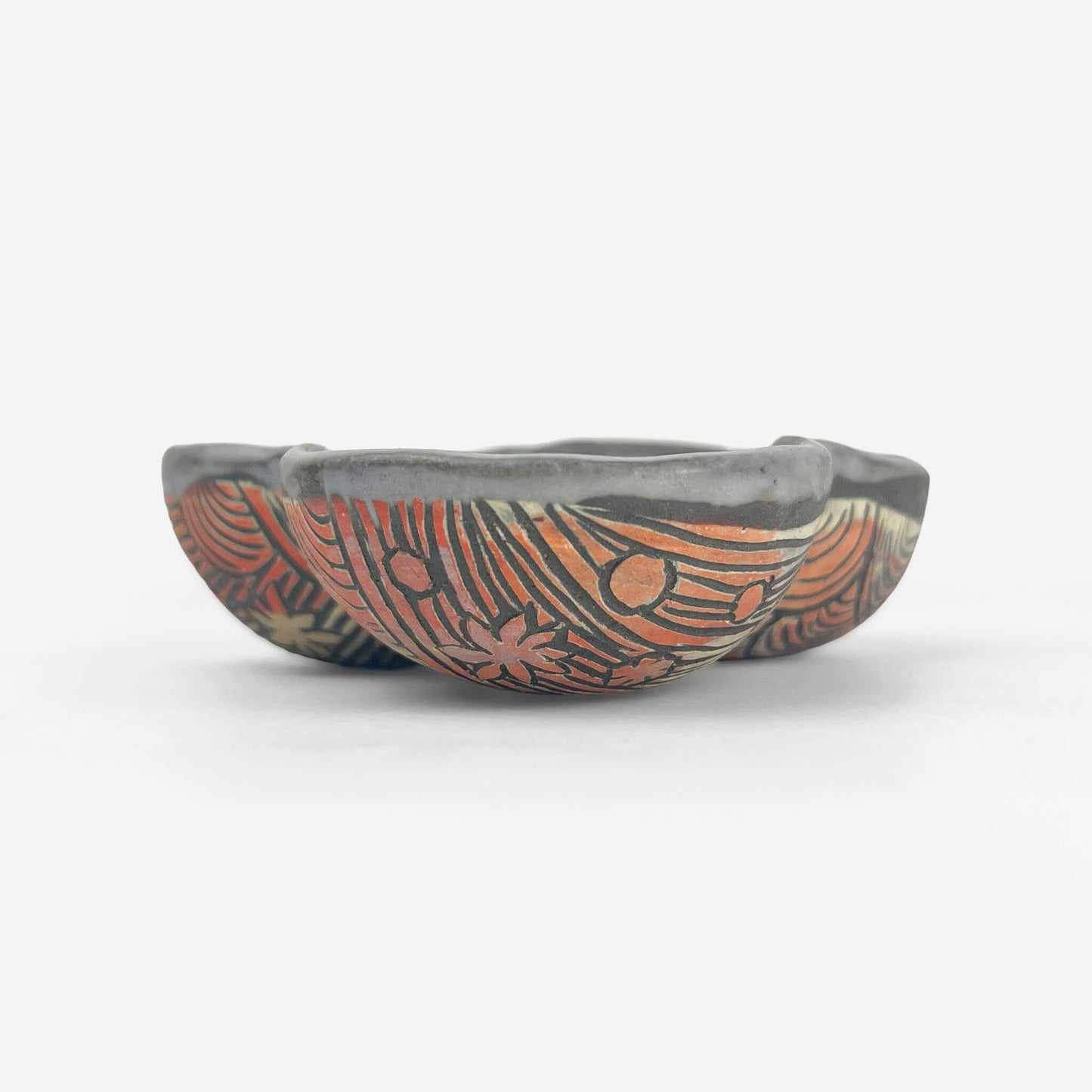 3div. bowl by Yukiko Hagiwara (3.75" x 1.25")