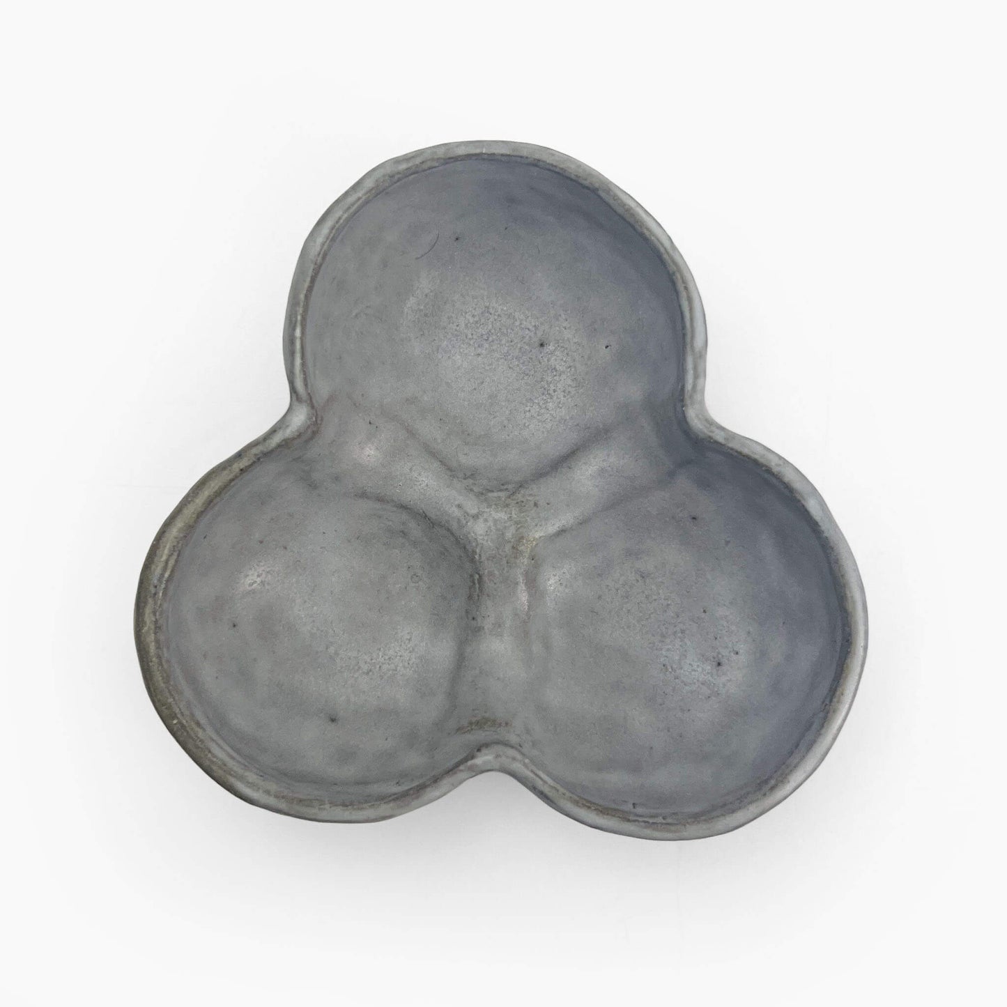 3div. bowl by Yukiko Hagiwara (3.75" x 1.25")