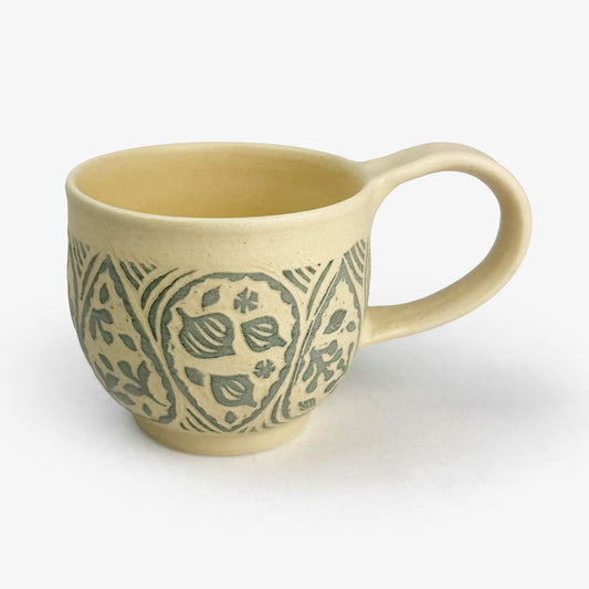 Kakiotoshi Mug by Yukiko Hagiwara (8.5 fl.oz)
