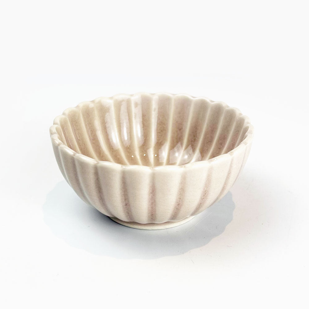 Small Dish Kiku Sakurayu (3.25"D) image 0