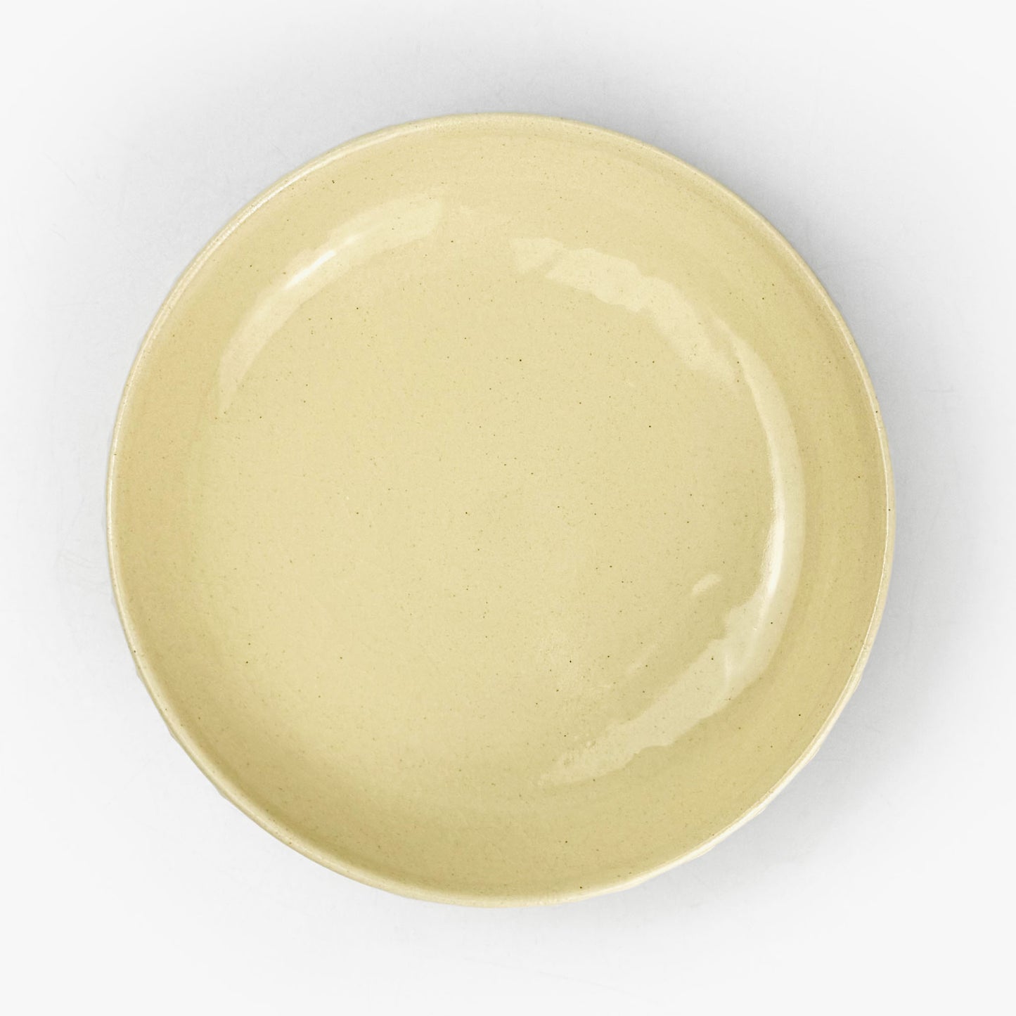 Shallow Bowl Jyomon White by Yasuko Maeda (6.5"D)