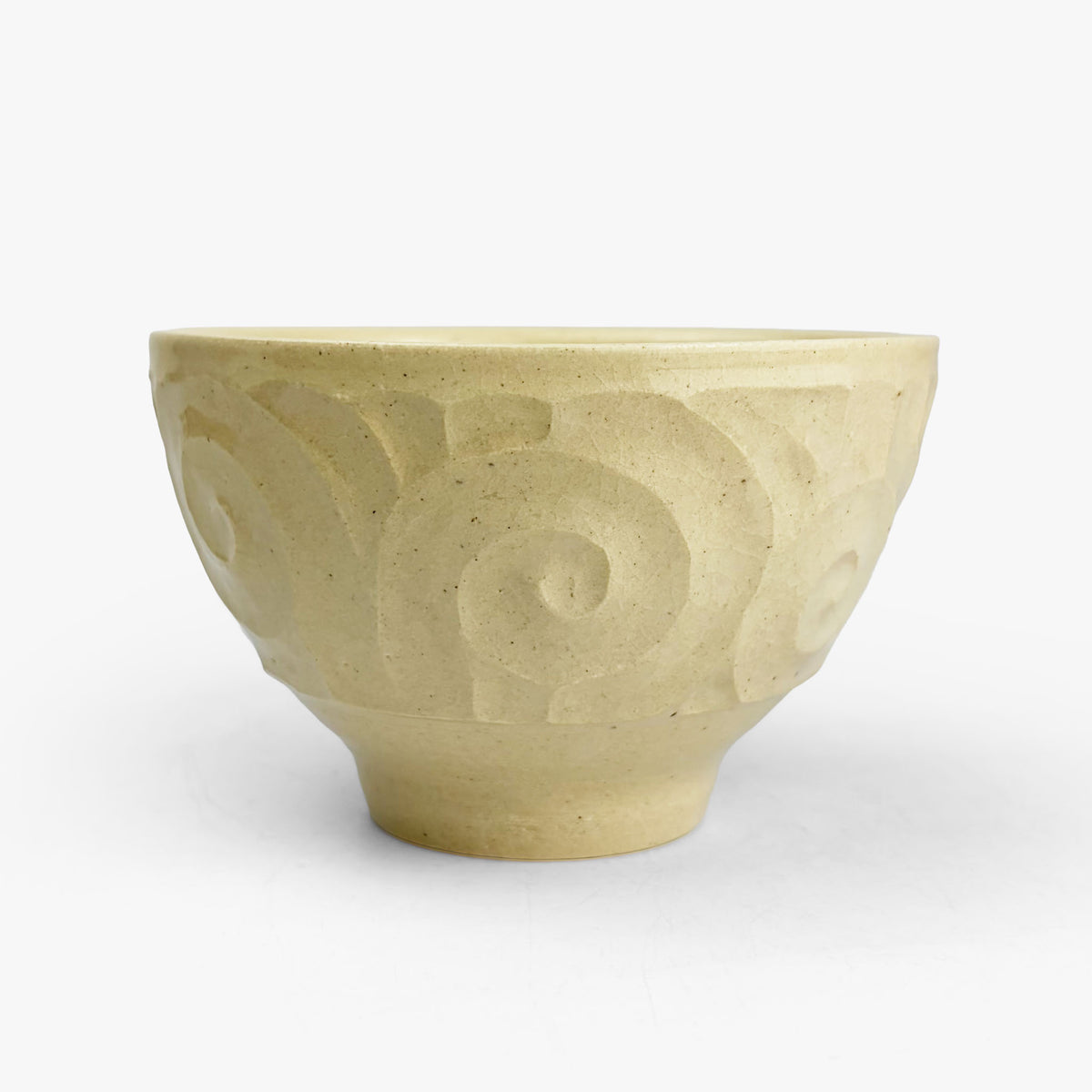 Bowl Jyomon White by Yasuko Maeda (4.25"D)