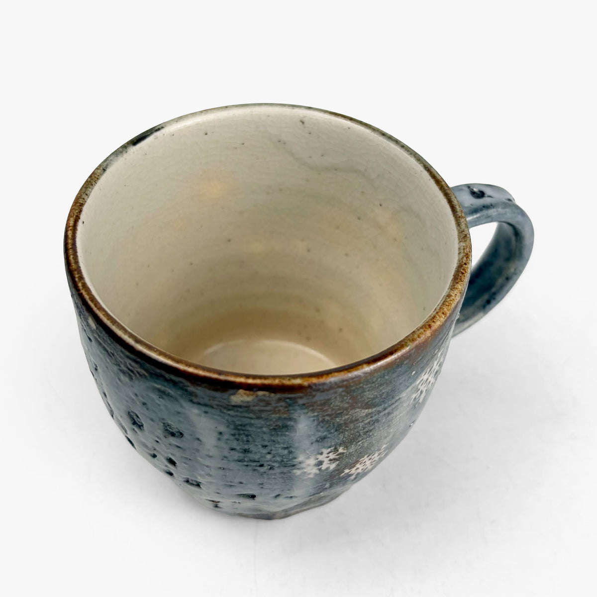 Sake Cup Fuji Nezumi (2.0 oz) by Yasuko Maeda