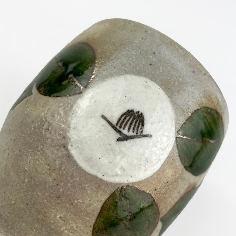 Cup Tsubakikamon (8oz) by Musashi Tsujii