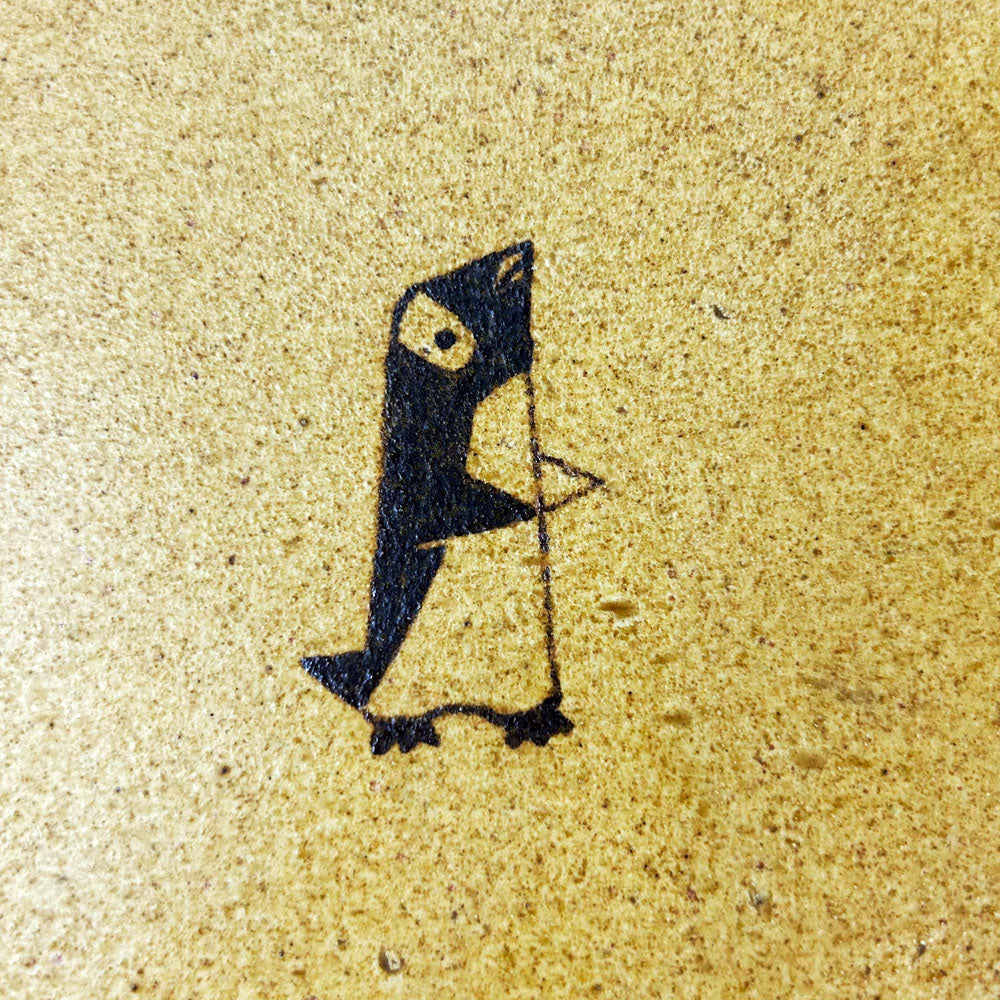 Sq Plate Penguin (9.75窶ｳ) by Yoji Horikoshi