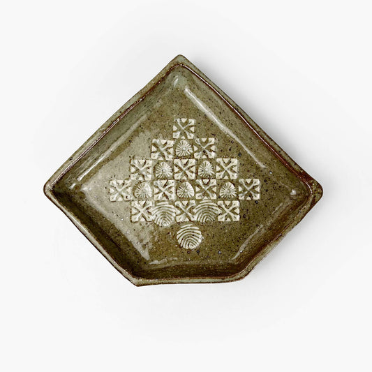 Henkei Plate by Masayoshi Wakui (5.75" x 5.5")