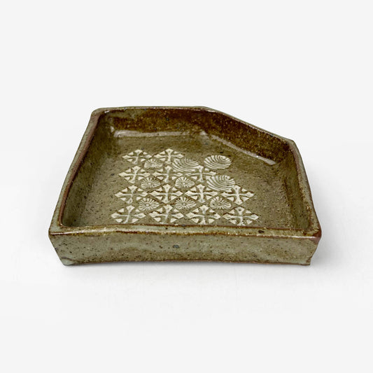 Henkei Plate by Masayoshi Wakui (5.75" x 5.5")