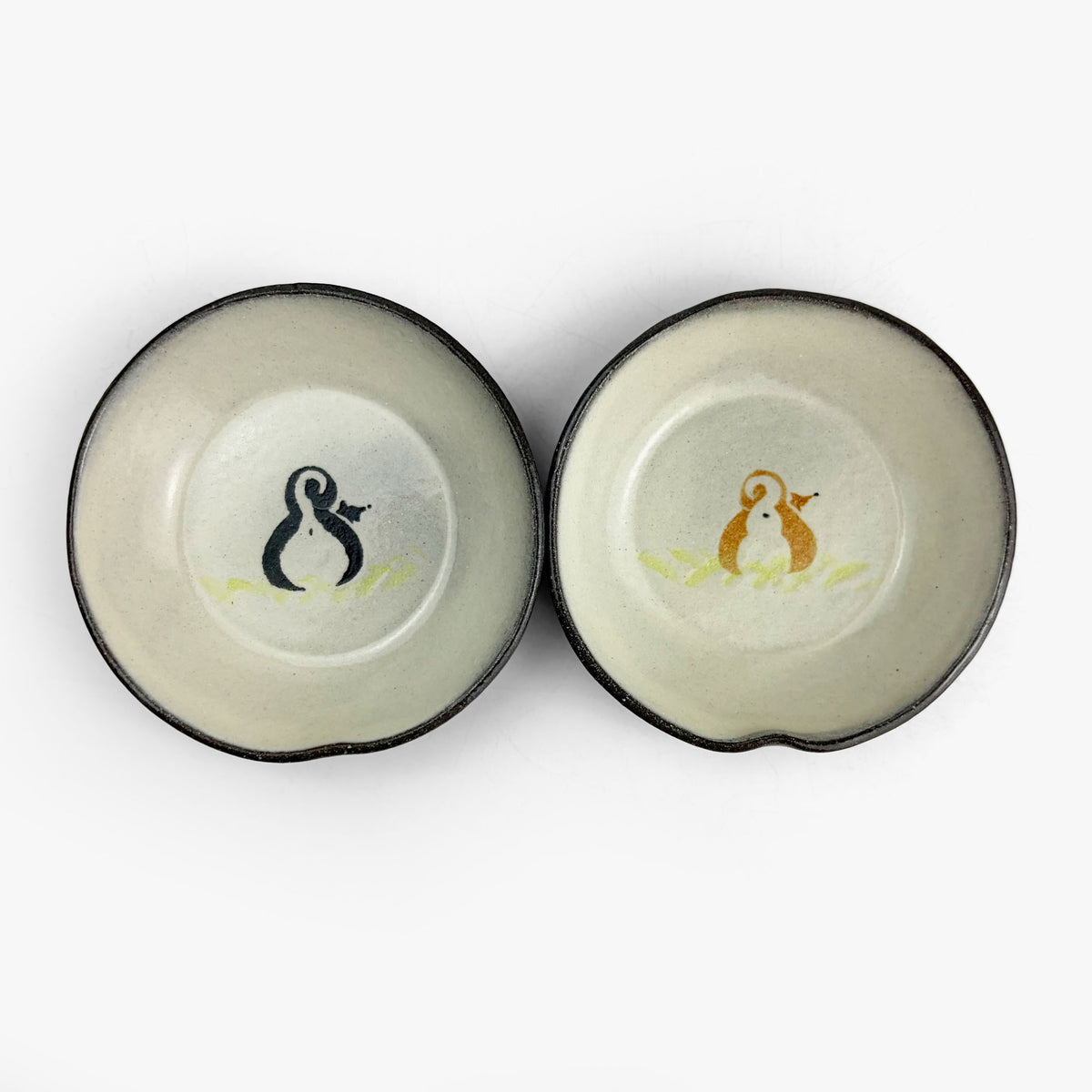 Aka Shiba Small Dish  (3.75"D) by GOMAYA SHIBAINU